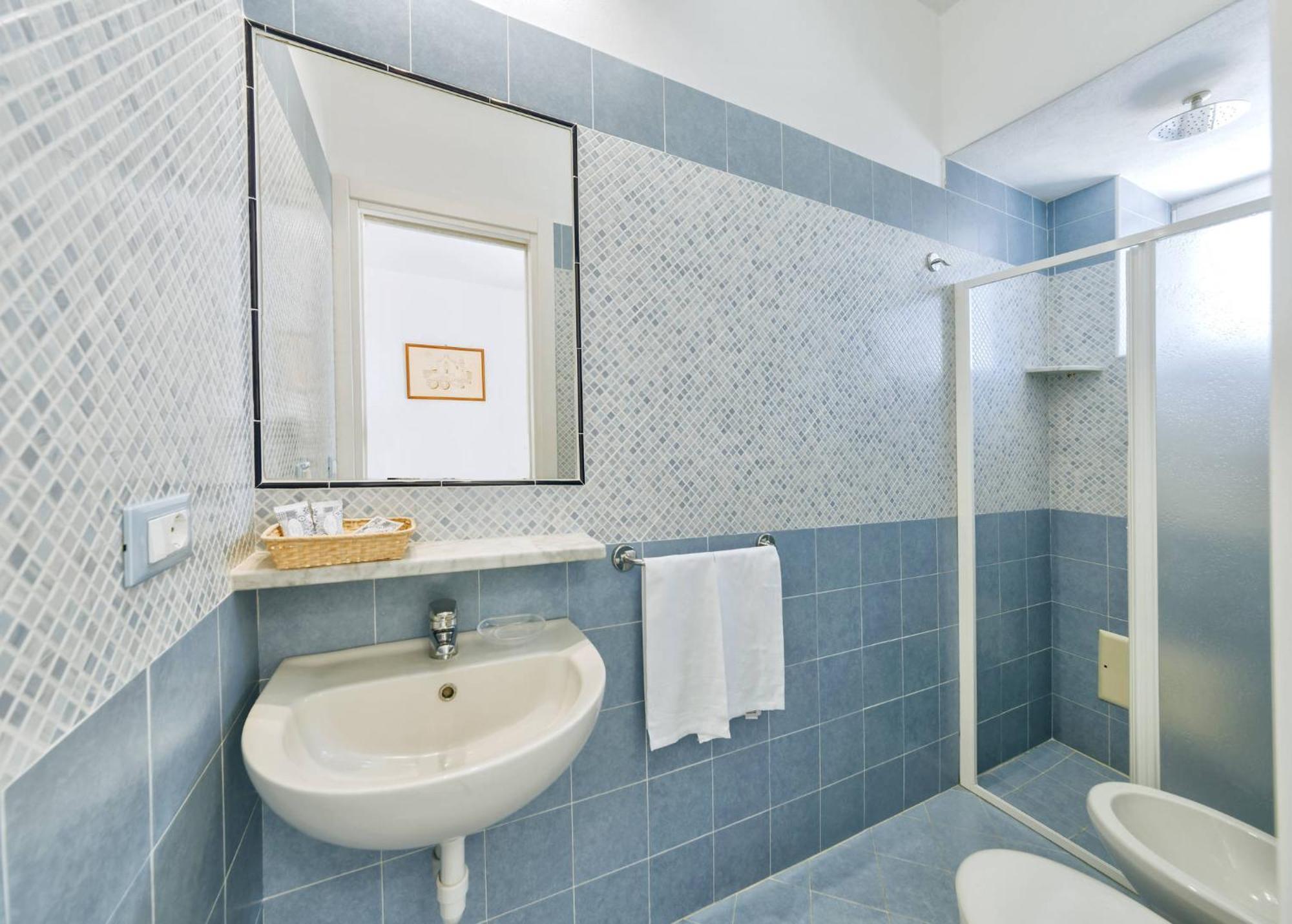 Hotel Villa D'Orta Ischia Rum bild